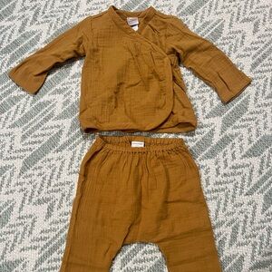 NWOT Hanna Anderssen organic muslin set 12-18 mos
